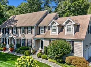 18 North Nabby Road, Danbury, CT 06811