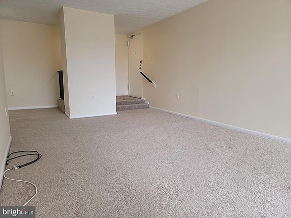 2nd image of 7712 Hanover Pkwy #97