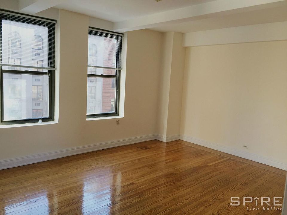 2nd image of 92 7th Ave APT 5