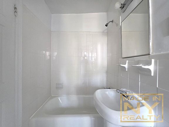 5th image of 12220 Ocean Promenade APT 2G