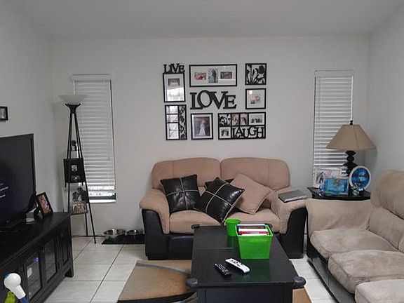 3rd image of 9424 El Campo Ave