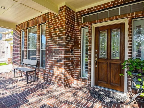 4th image of 3911 Trailstone Ln