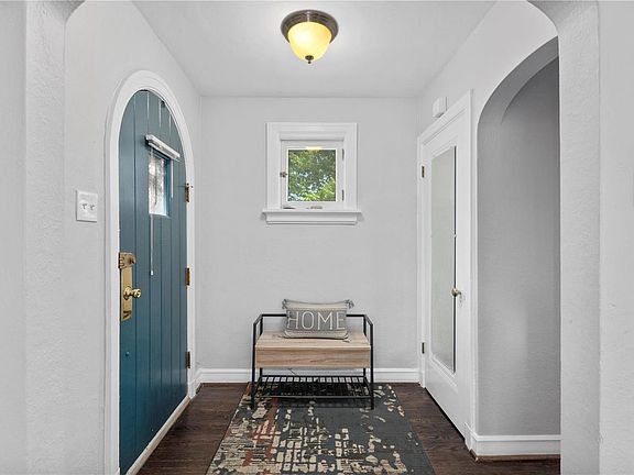 4th image of 7560 W Bruno Ave