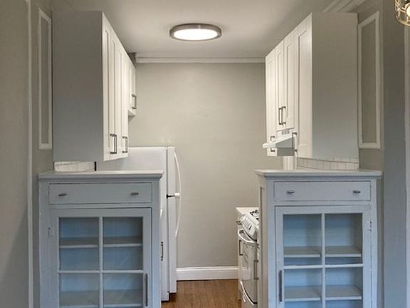 5th image of 1601 W Thome Ave APT 2I