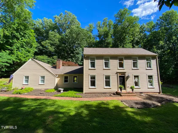 5208 Foxfire Pl, Kingsport, TN 37664