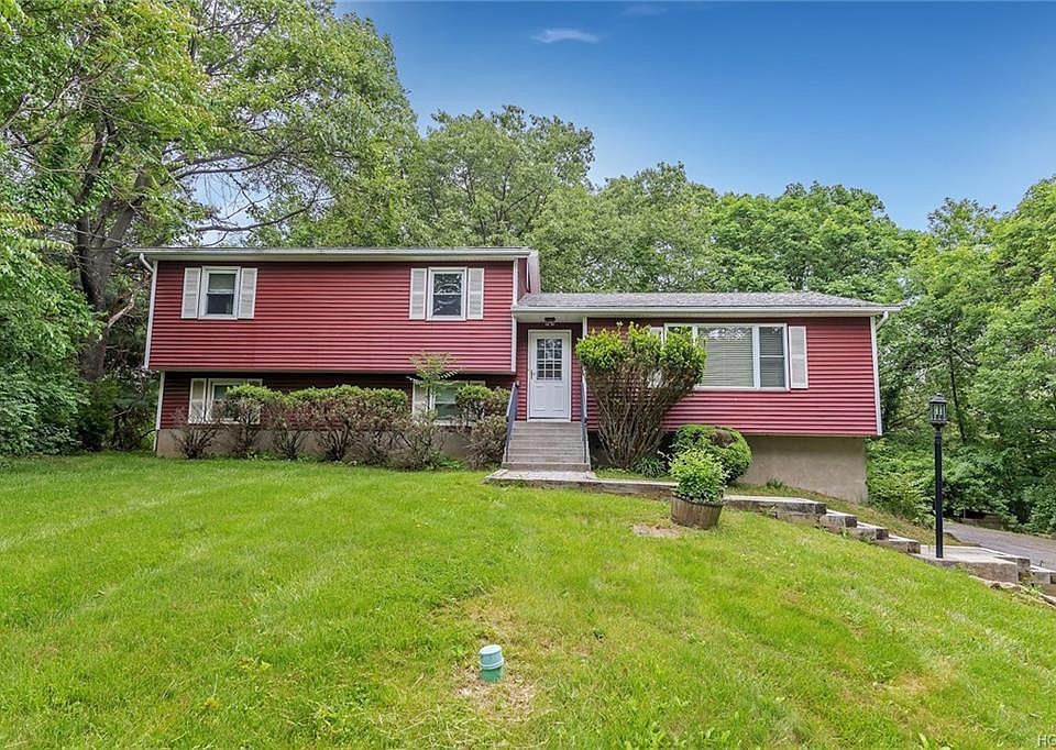 1st image of 33 Lindy Dr