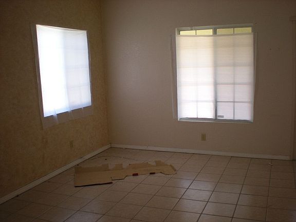 3rd image of 807 S Ditman Ave