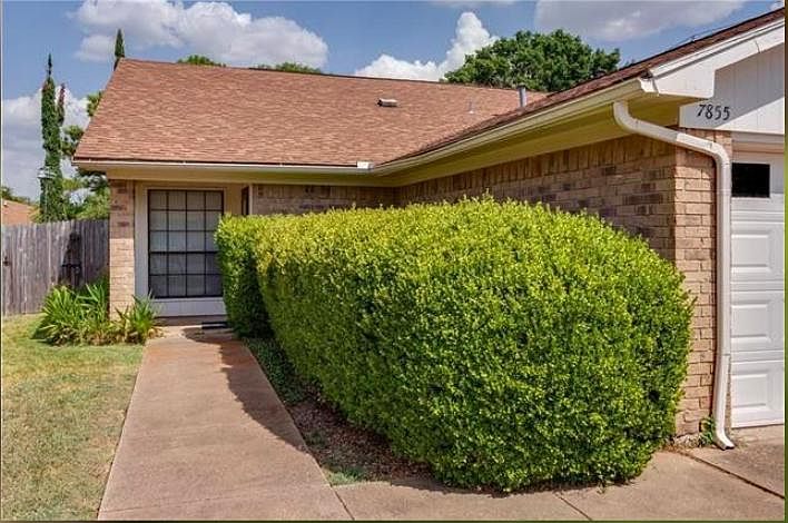 2nd image of 7855 Colwick Ct
