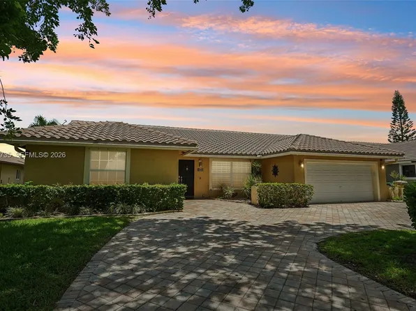 483 NW 107th Ave, Coral Springs, FL 33071