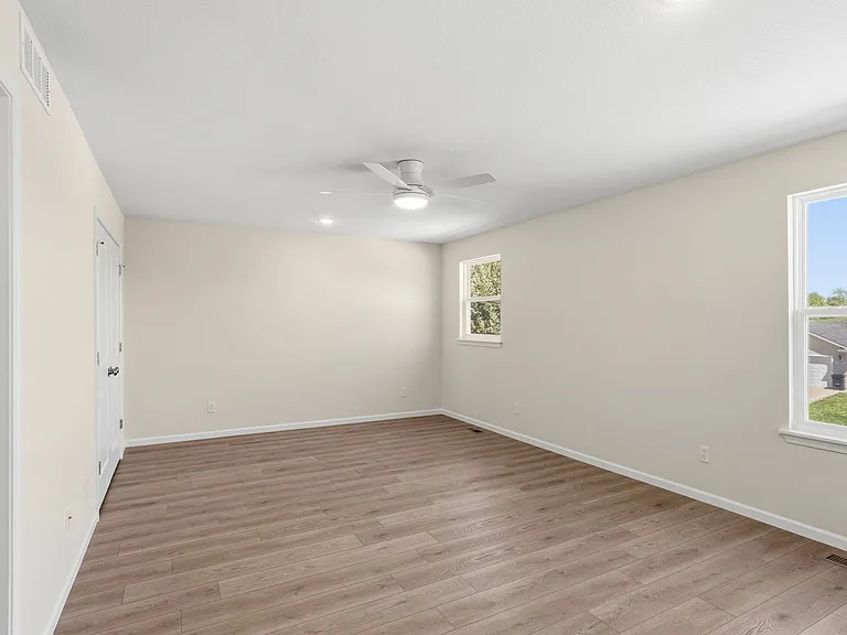 4919-4921 Silver Mill Dr — Photo 3