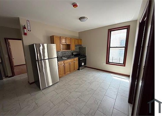 1st image of 1243 Morrison Ave APT 1R