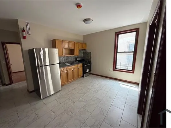 1243 Morrison Ave APT 1R, Bronx, NY 10472