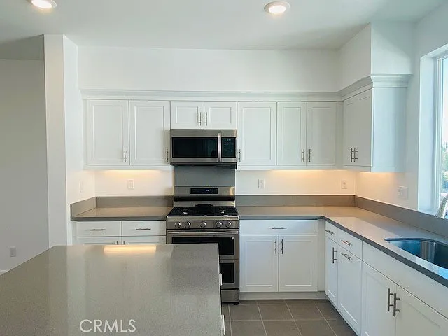 249 N Magnolia Ave #3 — Photo 8