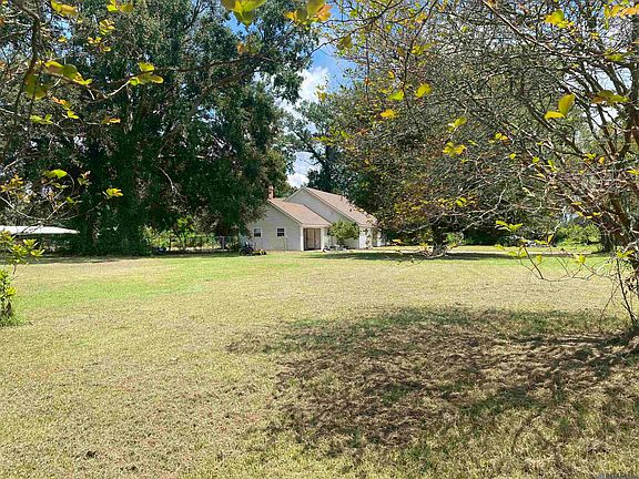 3rd image of 8784 Talbot Ln
