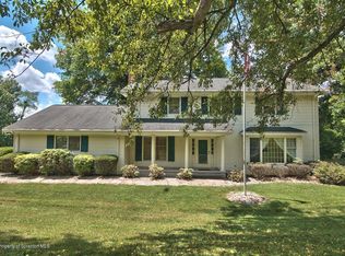 103 S Waterford Rd, Dalton, PA 18414