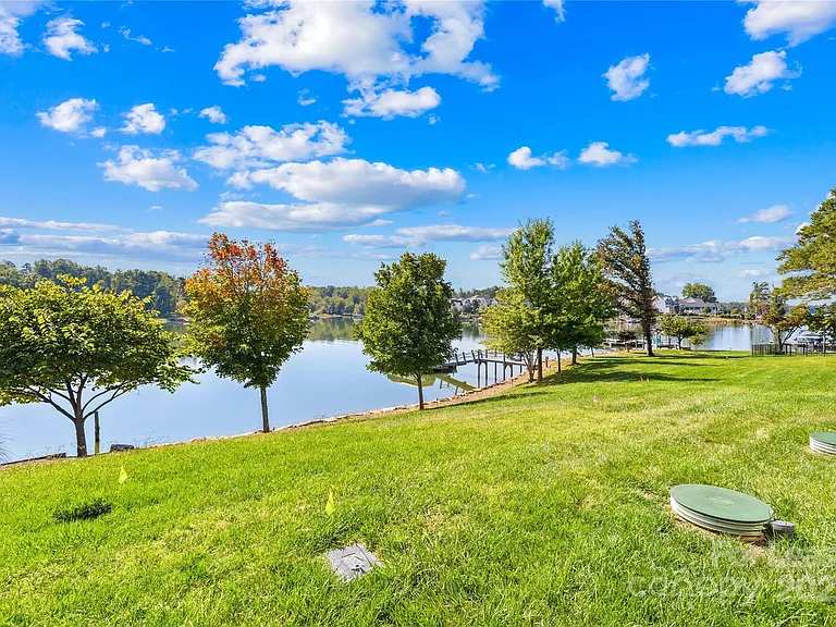 124 Sisters Cove Ct — Photo 11