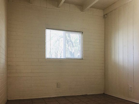 3rd image of 1022 N Palo Verde Blvd APT B