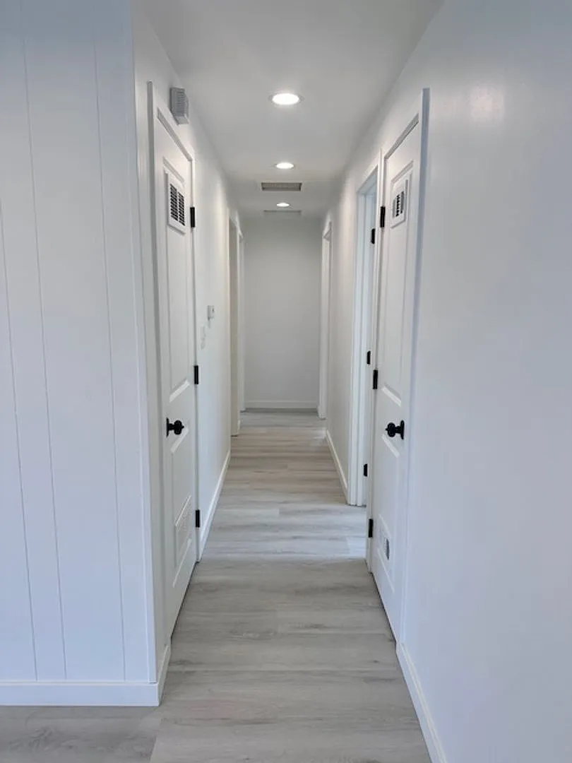 Charming 4 bedroom Rambler — Photo 3