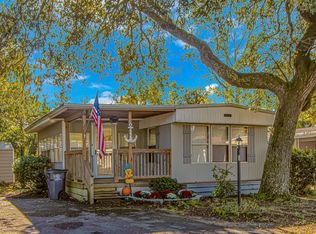 8 Burr Cir, Murrells Inlet, SC 29576