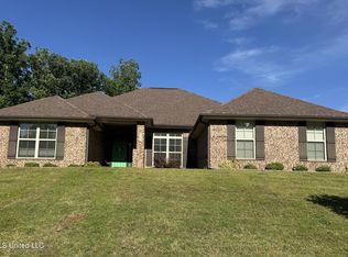 5212 Weathers Dr, Olive Branch, MS 38654