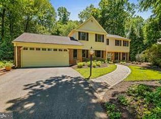 11311 Handlebar Rd, Reston, VA 20191