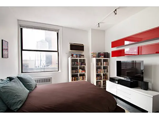 Sold by Corcoran | media 16