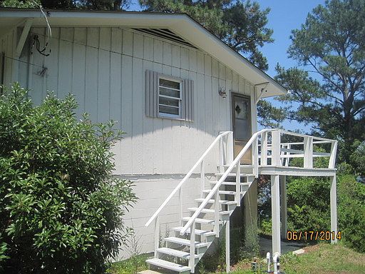 2nd image of 417 Trails End Rd