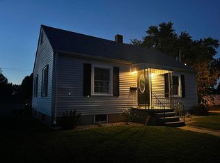 917 E Red Bud St, Red Bud, IL 62278