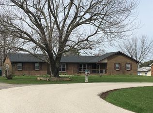 209 Castle Dr, Georgetown, KY 40324