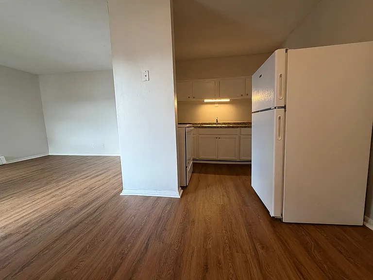 Cedar Chase — Photo 28