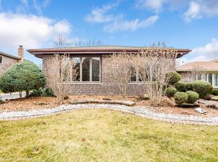 16036 84th Pl, Tinley Park, IL 60487