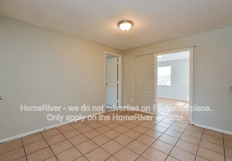 214 Terry Ln — Photo 4