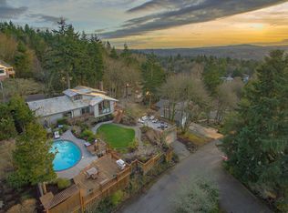 2383 Palisades Crest Dr, Lake Oswego, OR 97034