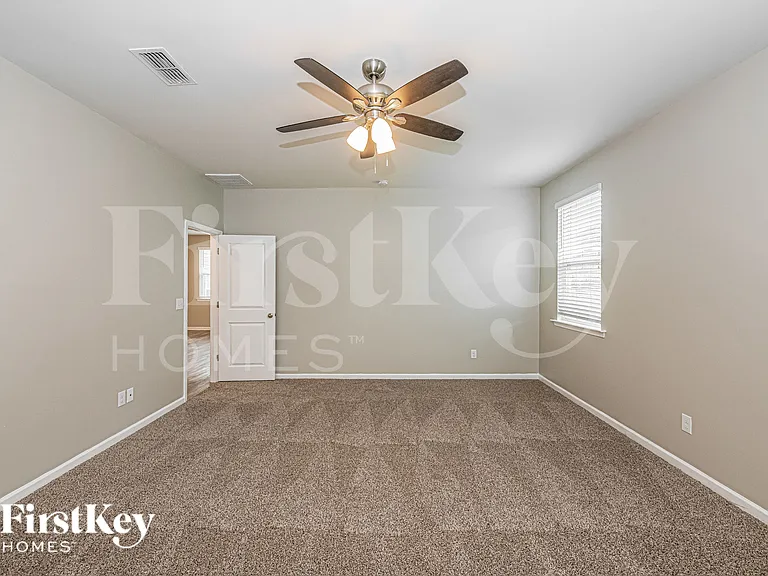 1508 Underbrush Dr — Photo 8