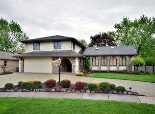 1133 W Gramercy Ln, Addison, IL 60101