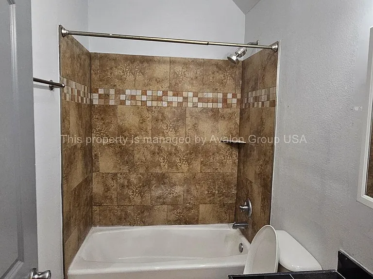 2653 College St #2653 — Photo 2