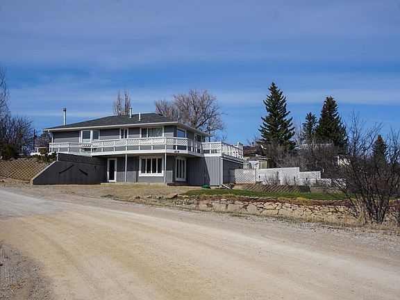 4th image of 619 Roundhouse Rd