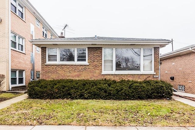 1st image of 2044 W Summerdale Ave