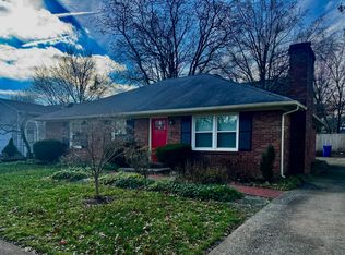 3417 W Edgebrook Dr, Lexington, KY 40515