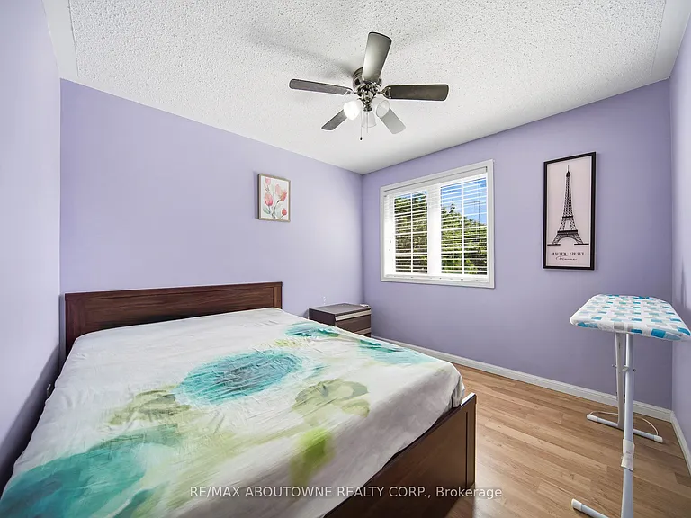 902 Gazley Cir — Photo 19