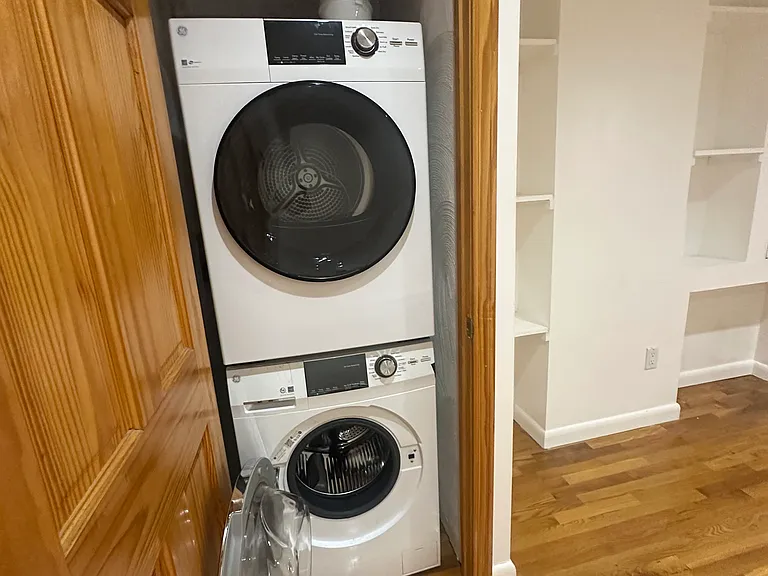 89 Prince St #7 — Photo 6