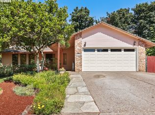 2510 SW Meyers Dr, Gresham, OR 97080