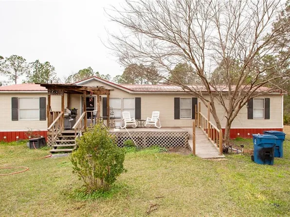 2702 Gilmore St, Waycross, GA 31503