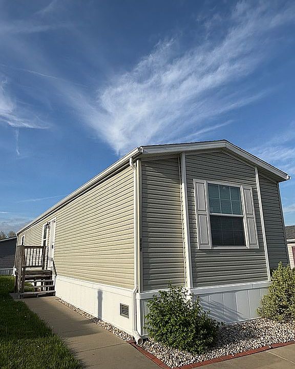 1st image of 247 Woodland Trails Dr