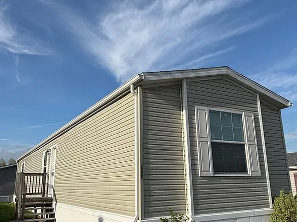 247 Woodland Trails Dr, Collinsville, IL 62234