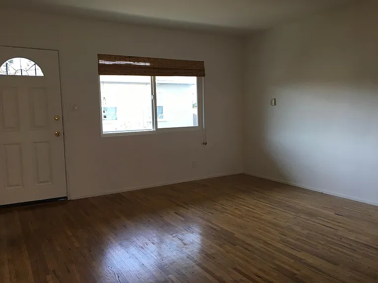 4041 S Centinela Ave #4 — Photo 6