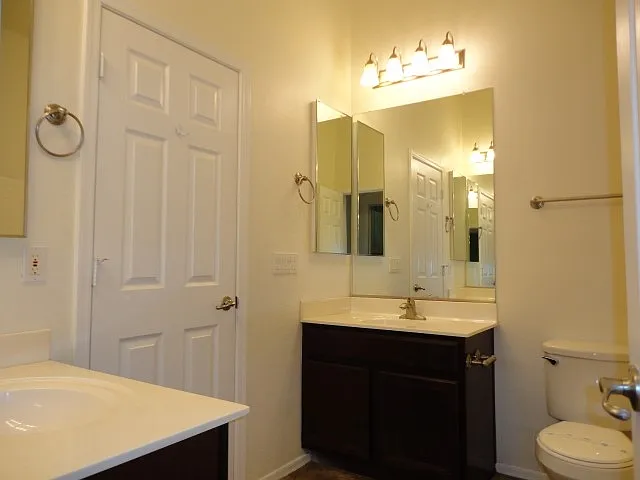 3587 W Morgan Ln — Photo 16