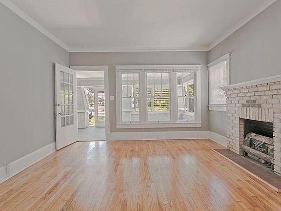 5th image of 2485 Palmetto Ave