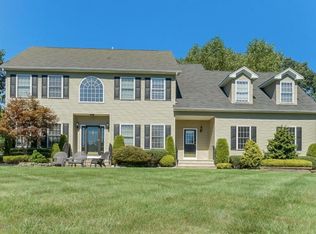 21 Topaz Dr, Jackson, NJ 08527