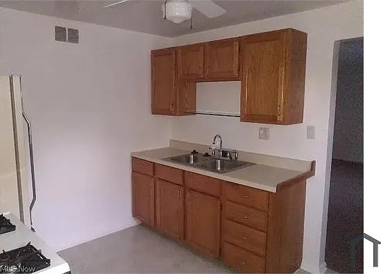 1 bed, 600 sqft, $1,100 — Photo 3